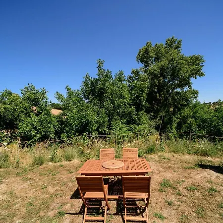 Apartman Pleasant In With Shared Pool *