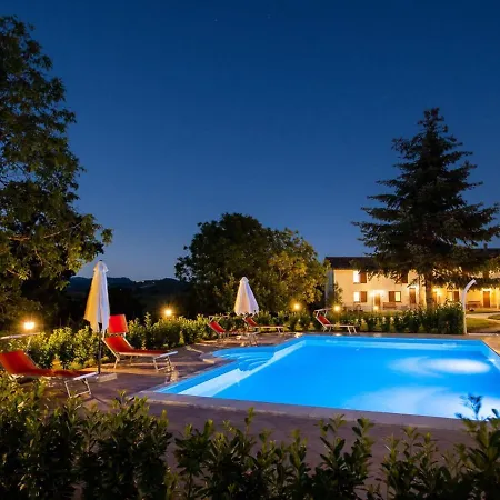Pleasant In With Shared Pool Sassoferrato