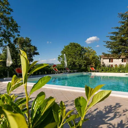Apartman Pleasant In With Shared Pool Sassoferrato